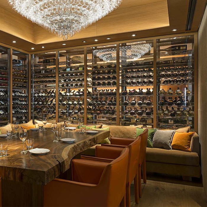 Four Seasons Constant Temperature Wine Cellar